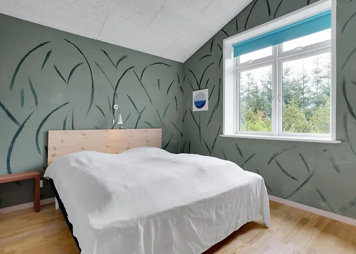 Henrieta - 4km From The Sea By Interhome *